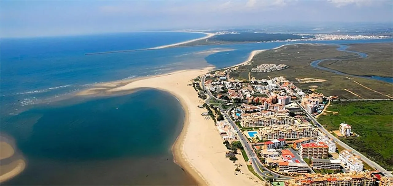 Captivating 2-Bed Apartment In Isla Canela Beach Ayamonte